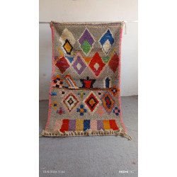 Tapis berbère coloré au charme artisanal unique