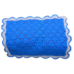 nappe minimaliste au crochet bleu/blanc