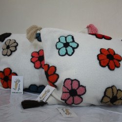 Coussins brodés en broderie orientale