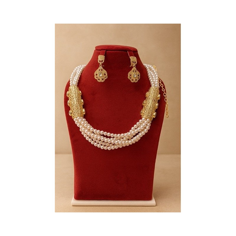 Parure artisanale perles & dorures – Élégance intemporelle