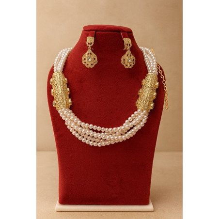 Parure artisanale perles & dorures – Élégance intemporelle