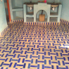 Sol en zelij traditionnels beldi bleu et ocre Style marocain rustique