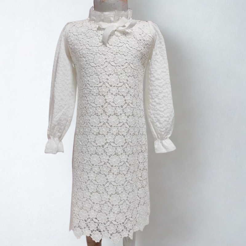 Robe Enfant en Dentelle Blanche